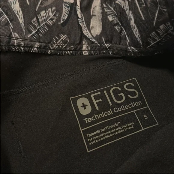 FIGS BLACK SCRUB PANTS WOMENS SIZE S - Picture 3 of 5